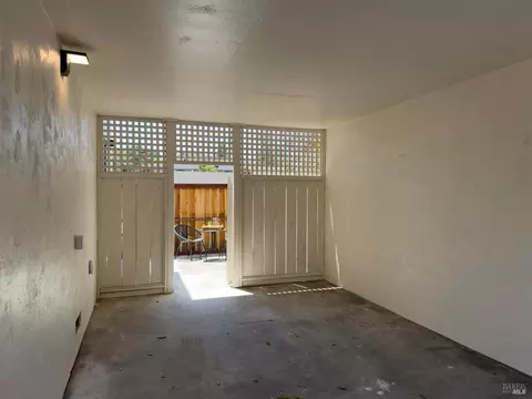 Exterior - 528 3rd St W, Sonoma, CA 95476 photo 10 of 13