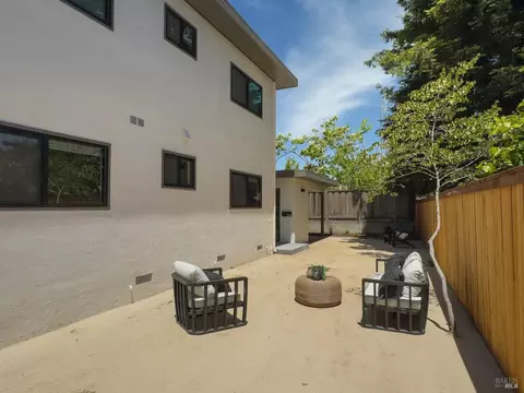 Exterior - 528 3rd St W, Sonoma, CA 95476 photo 12 of 13
