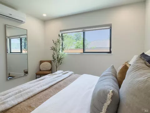 Bedroom - 528 3rd St W, Sonoma, CA 95476 photo 2 of 3