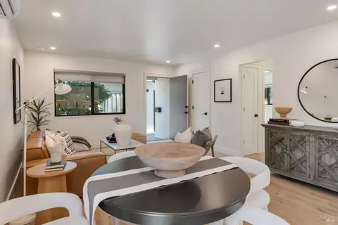 Dining - 528 3rd St W, Sonoma, CA 95476 photo 1 of 3