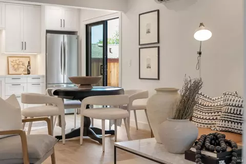 Dining - 528 3rd St W, Sonoma, CA 95476 photo 2 of 3