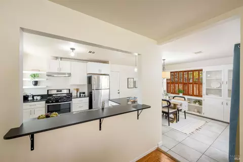 238 Ebbetts Pass Rd, Vallejo, CA 94589 photo 8