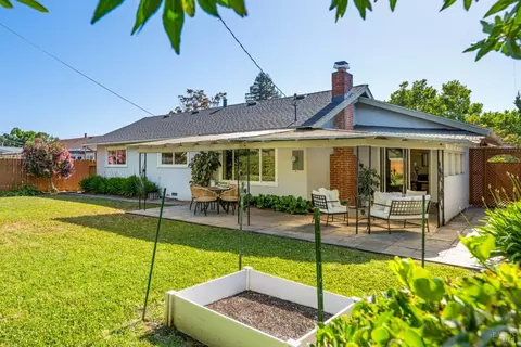 238 Ebbetts Pass Rd, Vallejo, CA 94589 photo 28