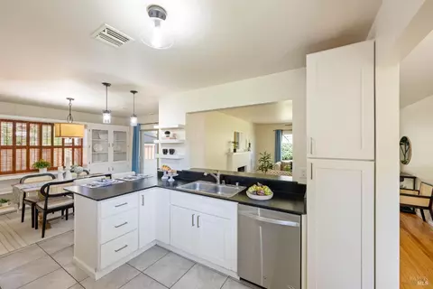 238 Ebbetts Pass Rd, Vallejo, CA 94589 photo 16