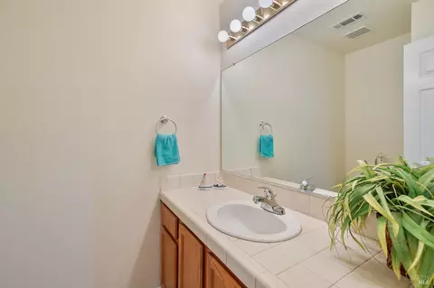 Bath - 271 Sandy Beach Rd, Vallejo, CA 94590 photo 1 of 3