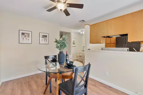 Dining - 271 Sandy Beach Rd, Vallejo, CA 94590 photo 2 of 4