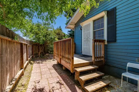 Exterior - 75 Baldwin St, Vallejo, CA 94590 photo 4 of 10