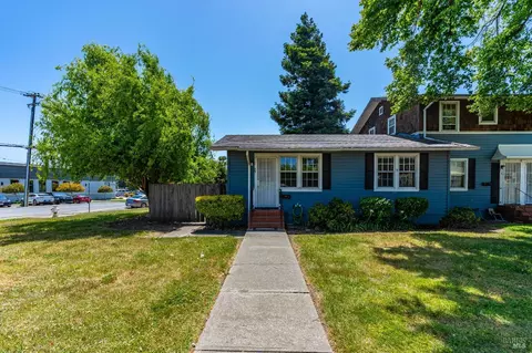 Exterior - 75 Baldwin St, Vallejo, CA 94590 photo 2 of 10