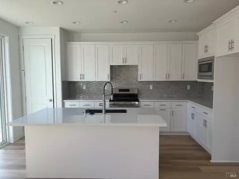242 Echols Dr, Martinez, CA 94553 photo 3