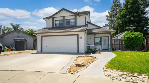 124 Robin Ct, Vacaville, CA 95687