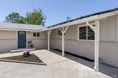 812 Meadowlark Dr, Fairfield, CA 94533