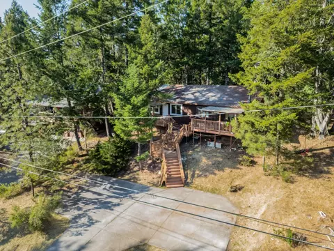 1608 Daphne Dr, Willits, CA 95490 photo 12