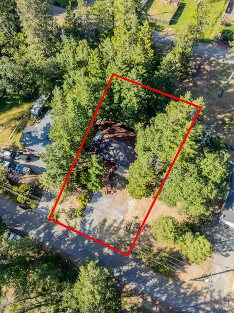 1608 Daphne Dr, Willits, CA 95490 photo 14