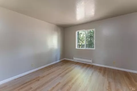 1608 Daphne Dr, Willits, CA 95490 photo 7