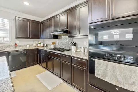 Kitchen - 5340 Discovery Way, Fairfield, CA 94533 photo 1 of 4
