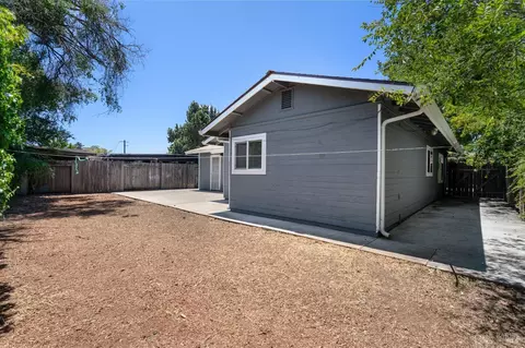 Exterior - 432 Miller Ave, Vallejo, CA 94591 photo 3 of 4