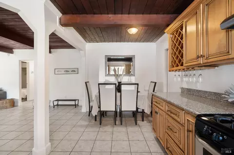 Dining - 432 Miller Ave, Vallejo, CA 94591 photo 1 of 1