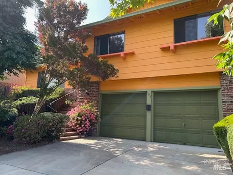 805 Cindy Ln, Petaluma, CA 94952