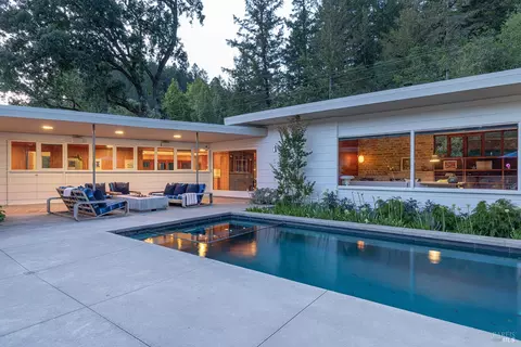 11630 River Rd, Forestville, CA 95436