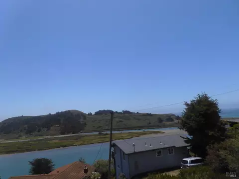 View/Area - 10848 Hereford Dr, Jenner, CA 95450 photo 2 of 3