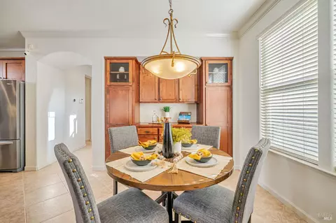 Dining - 651 Decanter Cir, Windsor, CA 95492 photo 3 of 4