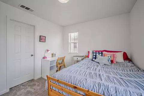Bedroom - 651 Decanter Cir, Windsor, CA 95492 photo 4 of 6