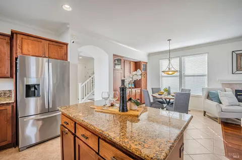 Kitchen - 651 Decanter Cir, Windsor, CA 95492 photo 4 of 4