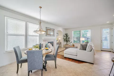 Dining - 651 Decanter Cir, Windsor, CA 95492 photo 2 of 4
