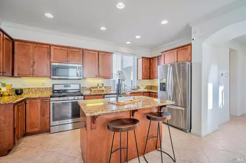 Kitchen - 651 Decanter Cir, Windsor, CA 95492 photo 1 of 4