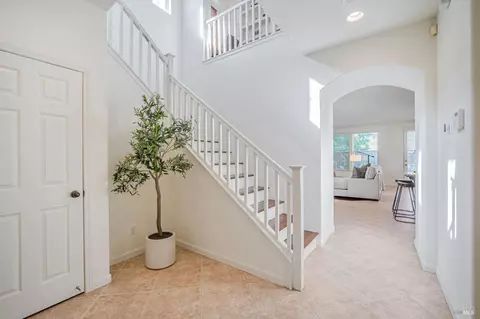 Entry Way - 651 Decanter Cir, Windsor, CA 95492 photo 1 of 3