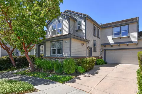 1617 Pear Tree Ln, Napa, CA 94558