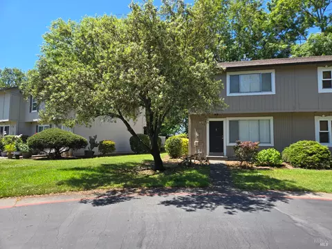 331 Algiers Ct, Santa Rosa, CA 95409