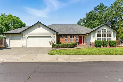 Exterior - 6113 Amie Dr, Windsor, CA 95492 photo 13 of 14