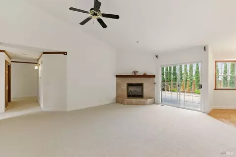 Living - 6113 Amie Dr, Windsor, CA 95492 photo 5 of 9