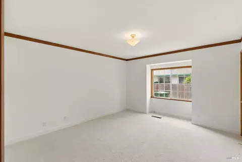 Bedroom - 6113 Amie Dr, Windsor, CA 95492 photo 4 of 7