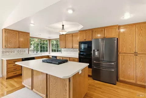 Kitchen - 6113 Amie Dr, Windsor, CA 95492 photo 1 of 3