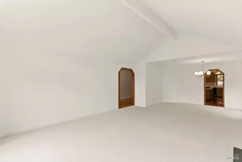 Living - 6113 Amie Dr, Windsor, CA 95492 photo 3 of 9