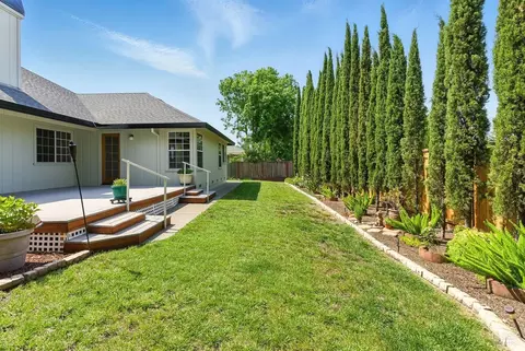Exterior - 6113 Amie Dr, Windsor, CA 95492 photo 7 of 14