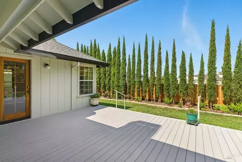 Exterior - 6113 Amie Dr, Windsor, CA 95492 photo 5 of 14