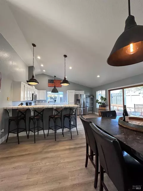 Kitchen - 919 W Starburst Ct, Windsor, CA 95492 photo 1 of 9