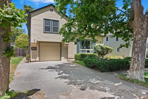 2014 Indiana St, Vallejo, CA 94590 photo 2