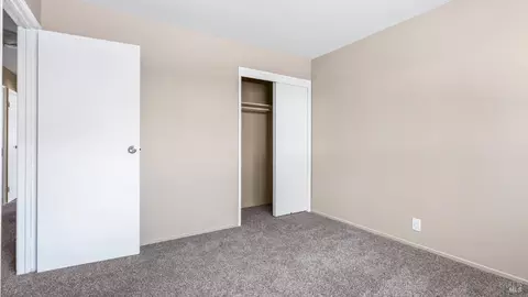 Bedroom - 1330 Buckingham Dr, Fairfield, CA 94533 photo 7 of 8