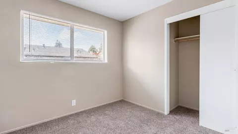 Bedroom - 1330 Buckingham Dr, Fairfield, CA 94533 photo 2 of 8