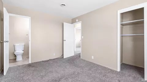 Bedroom - 1330 Buckingham Dr, Fairfield, CA 94533 photo 6 of 8