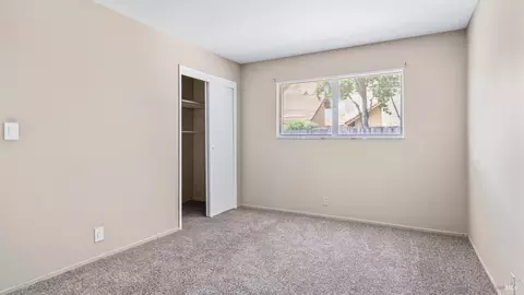 Bedroom - 1330 Buckingham Dr, Fairfield, CA 94533 photo 5 of 8