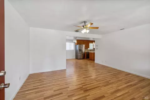 Living - 435 Hamilton Dr, Fairfield, CA 94533 photo 1 of 5