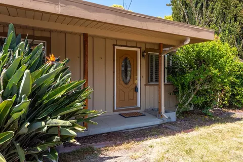 3455 Spring Creek Dr, Santa Rosa, CA 95405