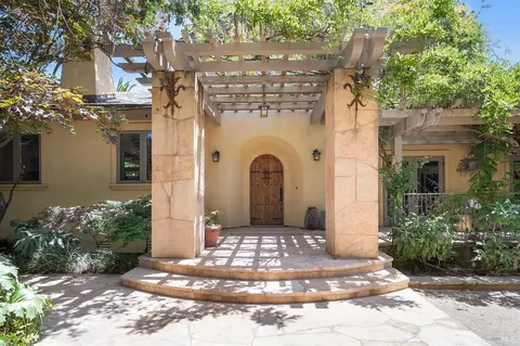 Exterior - 21925 Hyde Rd, Sonoma, CA 95476 photo 3 of 28