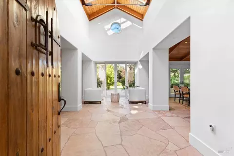 Entry Way - 21925 Hyde Rd, Sonoma, CA 95476 photo 1 of 3