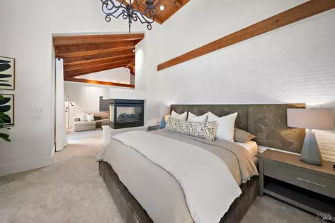 Bedroom - 21925 Hyde Rd, Sonoma, CA 95476 photo 2 of 8